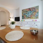 The Boards House On - House Or Master Bedroom Only *