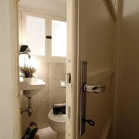 The Boards House On - House Or Master Bedroom Only *