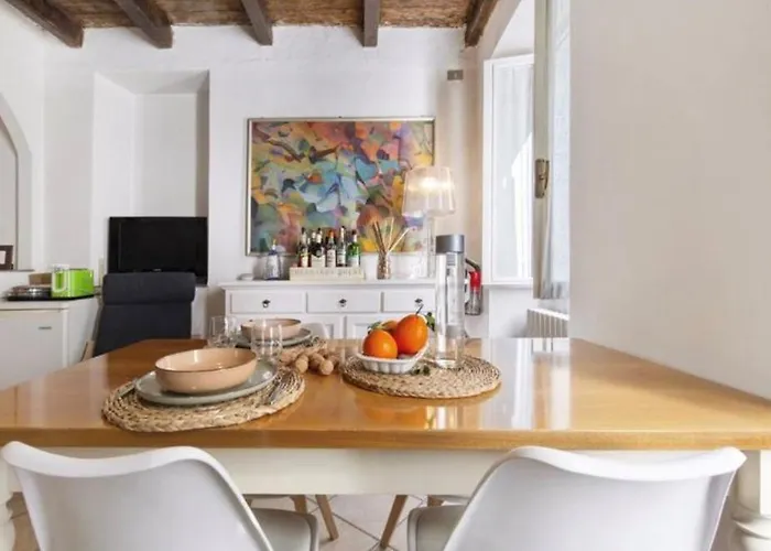 The Boards House On - House Or Master Bedroom Only * Dorio