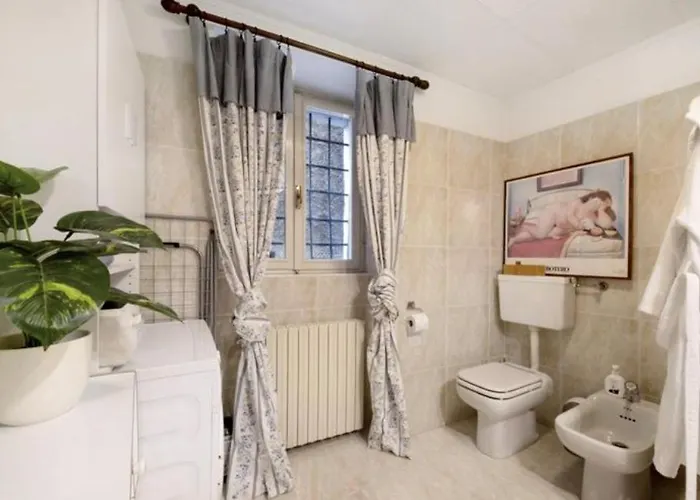 The Boards House On - House Or Master Bedroom Only