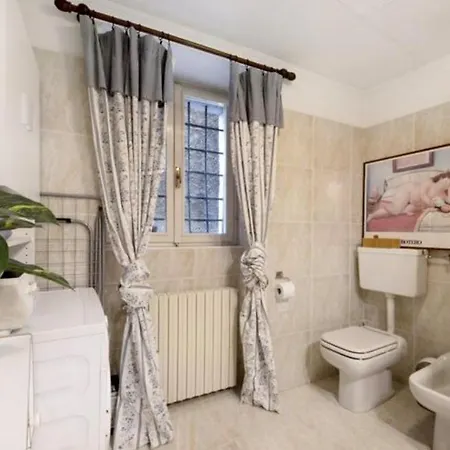 The Boards House On - House Or Master Bedroom Only