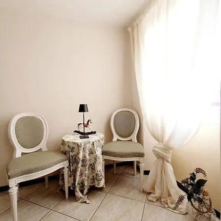 Semesterbostad The Boards House On - House Or Master Bedroom Only *